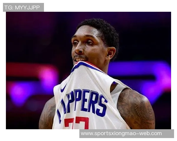 路威谈选择快船原因：家庭是首要考虑希望陪伴妻子和观看儿子比赛